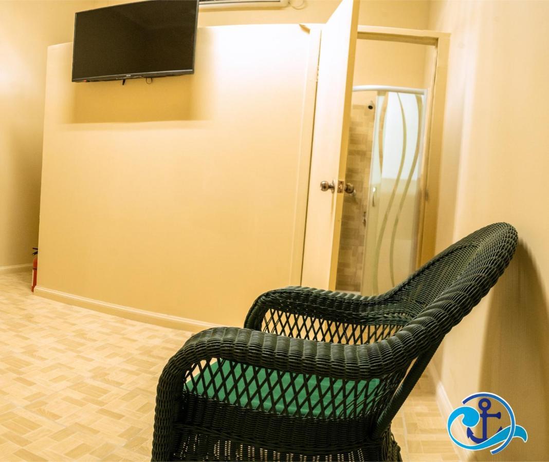 Mariner Motel Бриджтаун Екстериор снимка